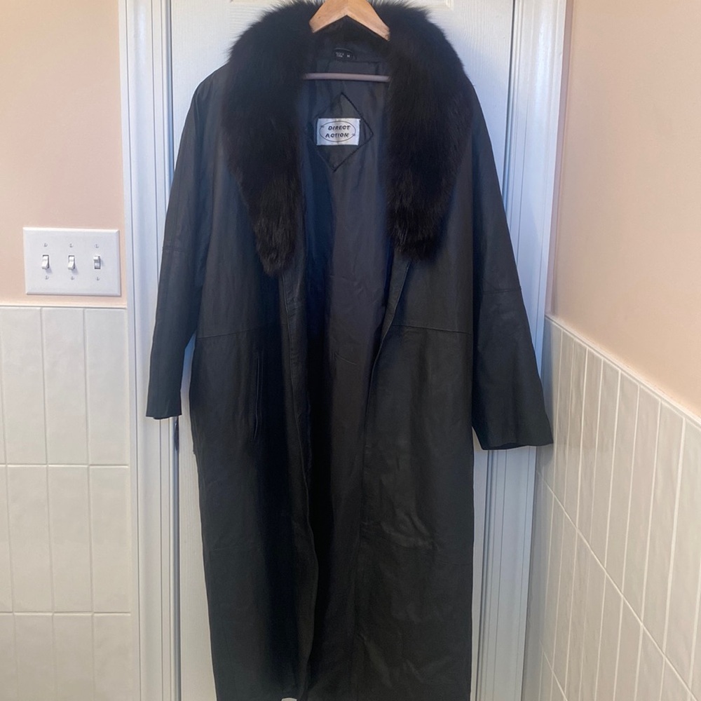 Direct Action Black Genuine Leather Trench with Fur Collar Size M